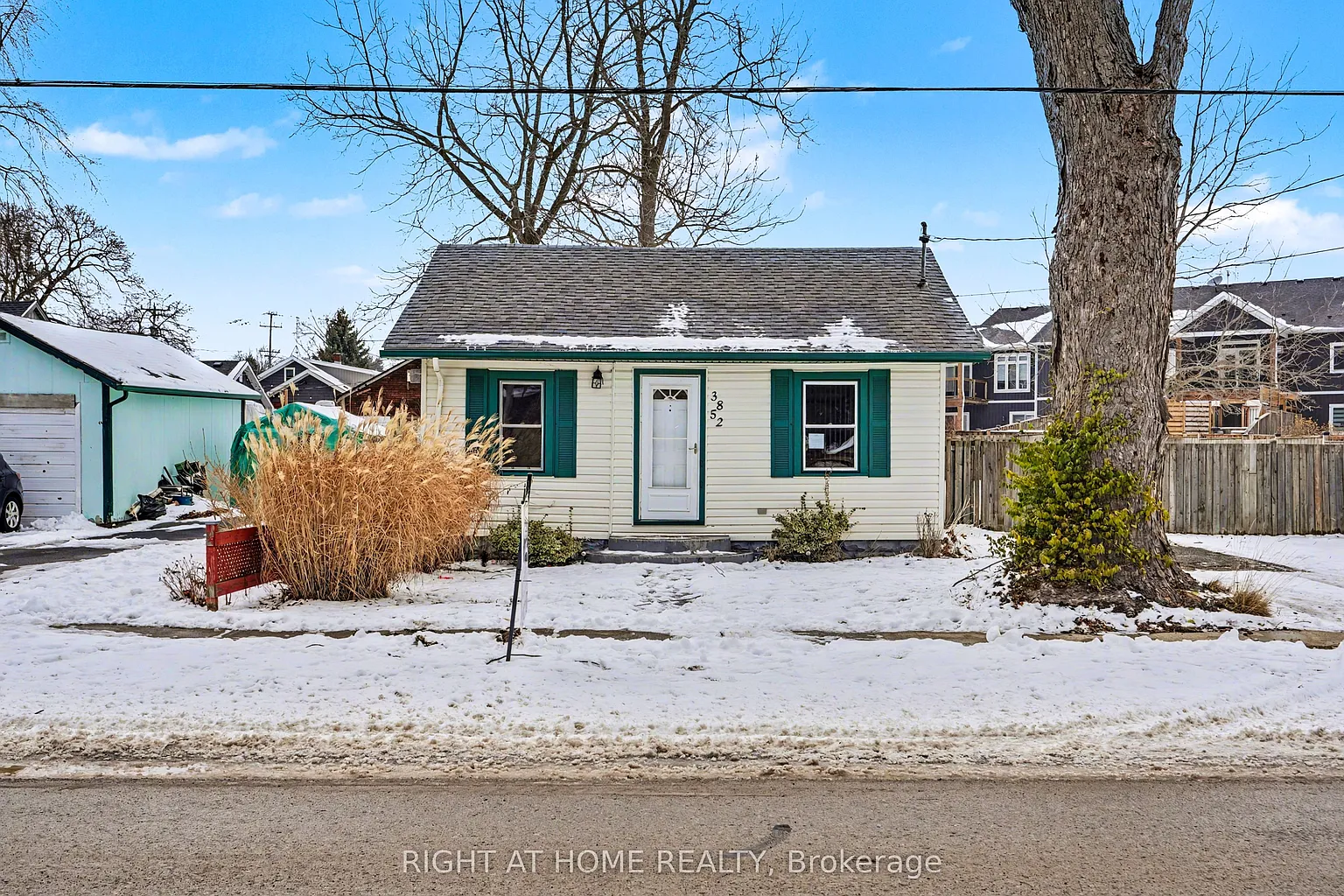 3852 Brunswick Ave photo 1