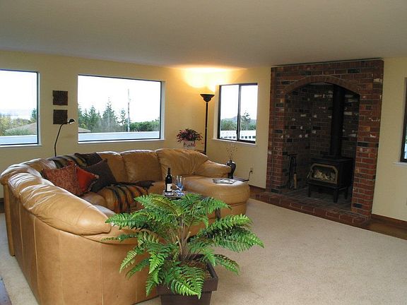 Great room picture windows enjoy Rainier-Puget sound view north to Edmonds