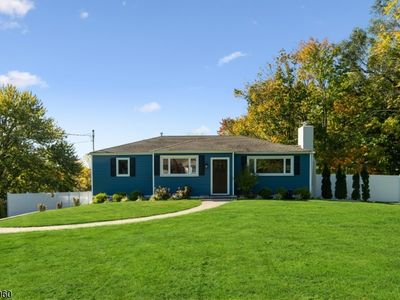 5 Pearl St, Whitehouse Station, NJ, 08889