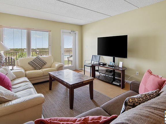 3rd image of 2216 Gulf Blvd APT 104