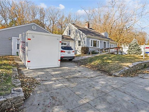 3rd image of 150 Ortoleva Dr