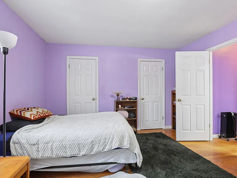 2147 Ridge Ave #2D — Photo 7