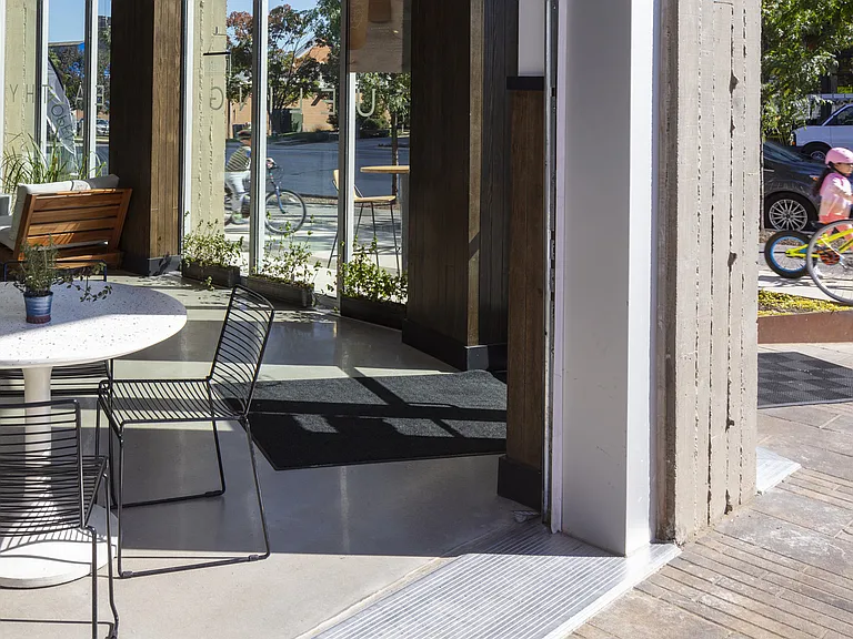 Anthem House — Photo 49