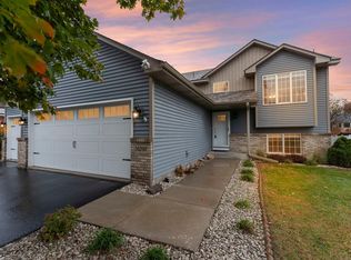 10200 Pleasure Creek Pkwy W, Blaine, MN 55434