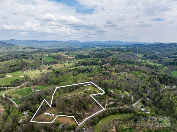735 Macedonia Rd, Asheville, NC 28804