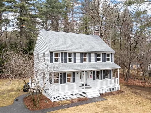 51 Concord Rd, Dracut, MA 01826