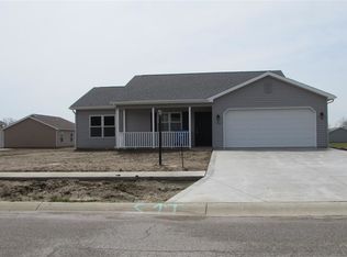 1382 E Hanna St, Columbia City, IN 46725
