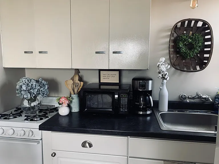 114 N Spring St #7 — Photo 7