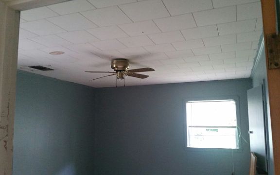 3rd image of 512 N Chataignier St