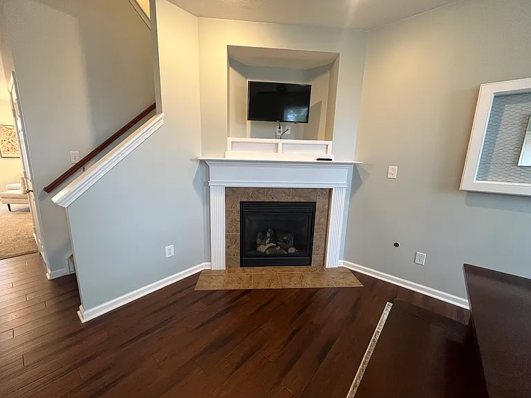 9460 Tanhurst Dr — Photo 8