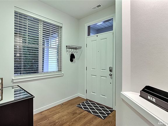 4th image of 34407 SE Nye St