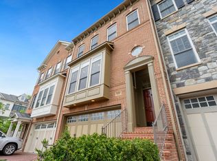 6767 Darrells Grant Pl, Falls Church, VA 22043