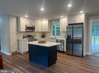 28542 Raccoon Ford Rd, Burr Hill, VA 22433