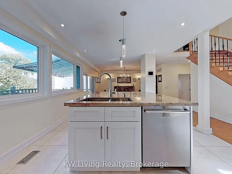 1280 Watersedge Rd — Photo 15