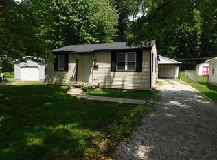 1525 Bowers Ln, Evansville, IN 47710