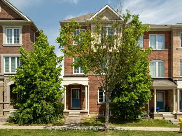 37 Torah Gate, Vaughan, ON L6A 4Y4