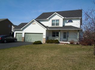 10001 Honeysuckle Ave N, Brooklyn Park, MN 55443