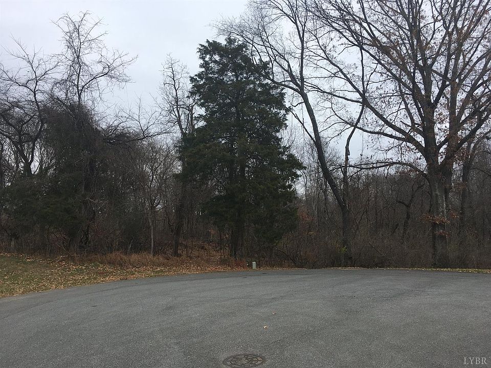 2nd image of 125 Brenleigh Ct