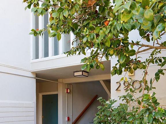 2nd image of 2901 Claremont Ave APT 7