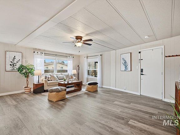 3rd image of 445 S Maple Grove Rd Trailer 15