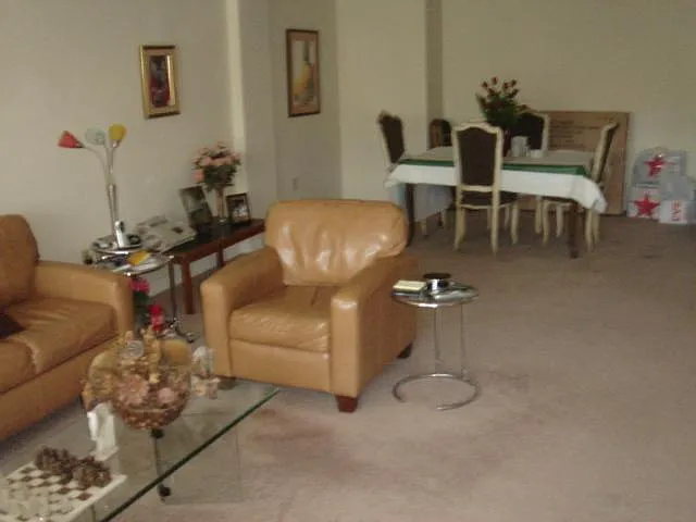 2 bed, 1000 sqft, $5,000 — Photo 3