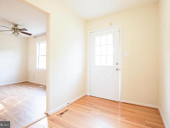 4th image of 4381 Ensbrook Ln