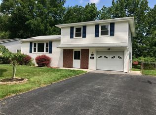 420 Lake Shore Boulevard Ext, Rochester, NY 14617