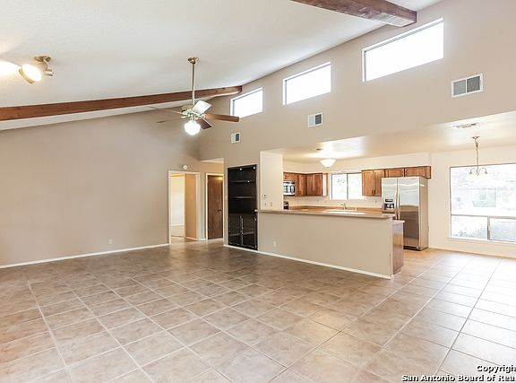 4th image of 19615 Encino Knoll St