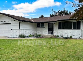 2618 Notre Dame Dr, Sacramento, CA 95826