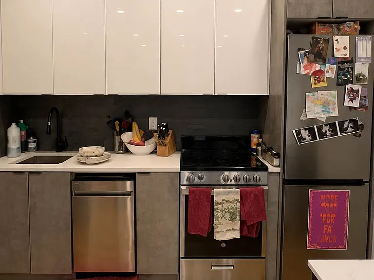 72 Greenpoint Ave #3A — Photo 3