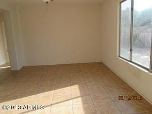5th image of 1216 N Elizabeth Ct