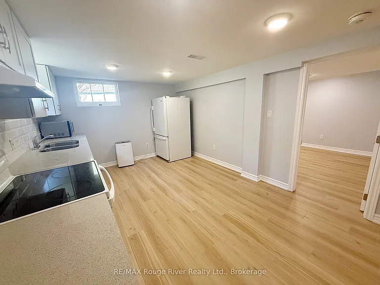 200 Trent St E — Photo 15