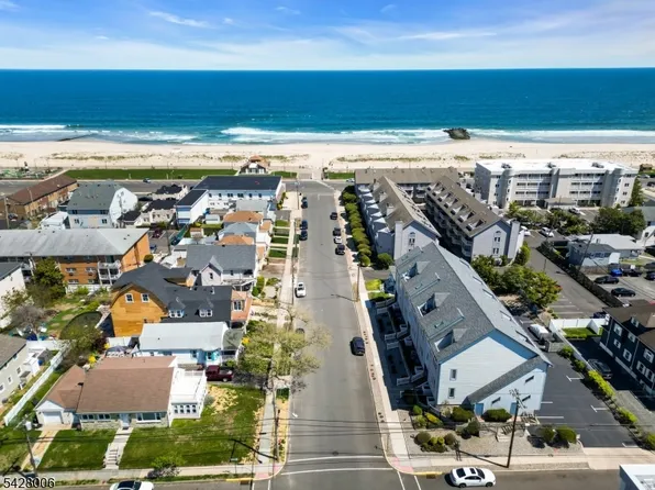 113 LAREINE AVENUE UNIT 301 #301, Bradley Beach Boro, NJ 07720
