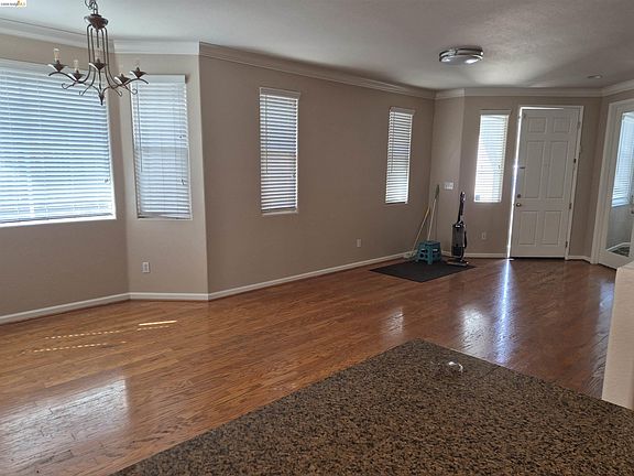 5th image of 4127 Cherry Point Ct
