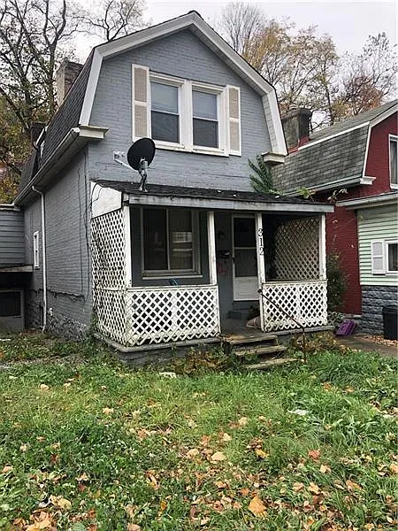 312 Mathews Ave photo 1