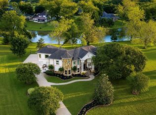 5610 Westerham St, Weston Lakes, TX 77441