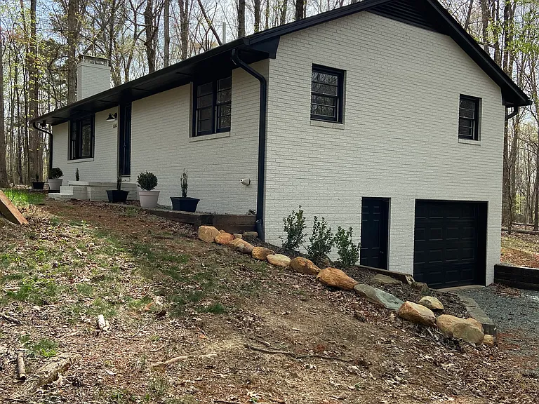 6343 Thom Rd — Photo 3