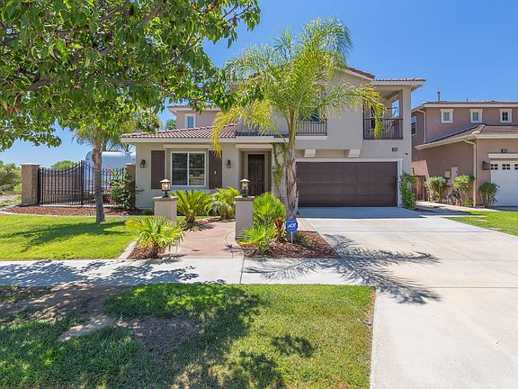 4th image of 23687 Silverwood St