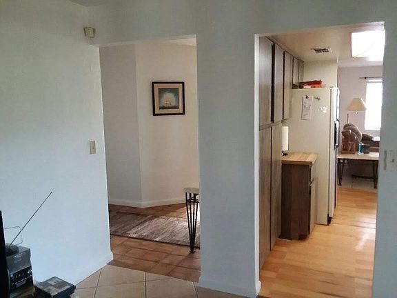 5th image of 2204 Viscaya Pkwy