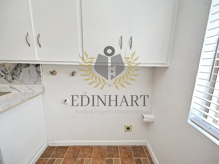 2303 S Poppy Ave #101 — Photo 9