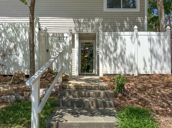 7177 Sandy Creek Dr, Raleigh, NC 27615