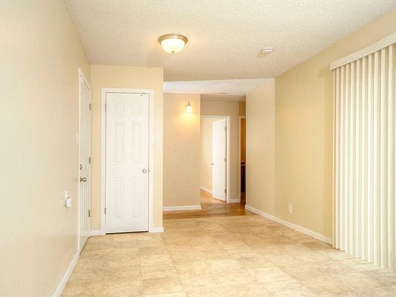4th image of 3828 Dottielyn Ave