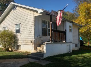 120 Johnson Rd, Oak Ridge, TN 37830