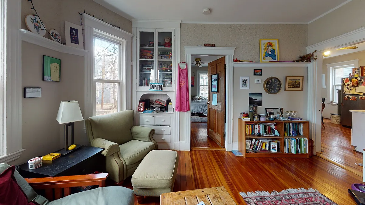 Photo 2 of 12 - 8 Olmstead St #2 - Boston, MA Building Photo - 8 Olmstead St #2