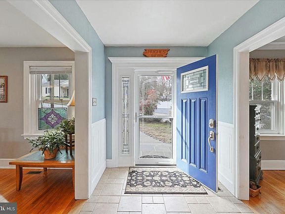 3rd image of 257 N Broad St