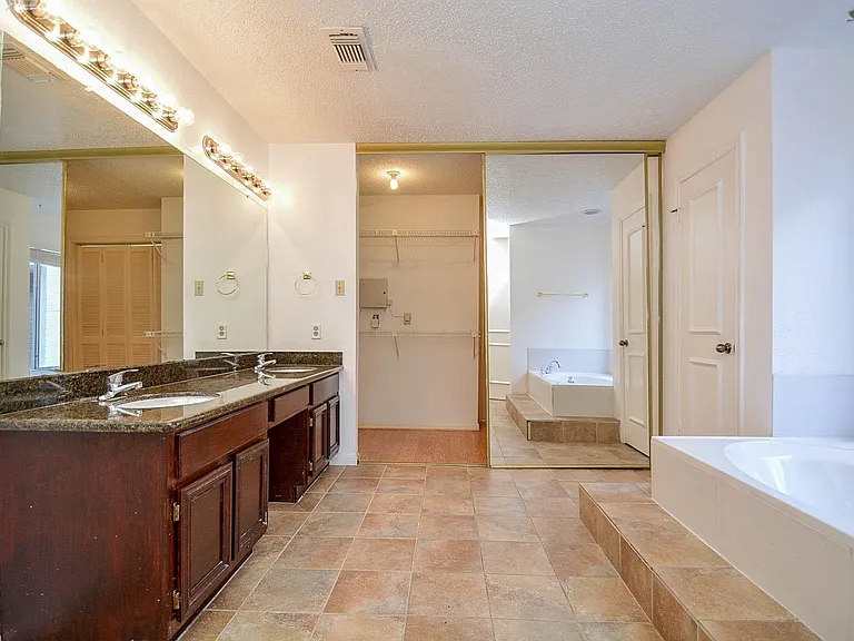 1603 Beaconshire Rd — Photo 18