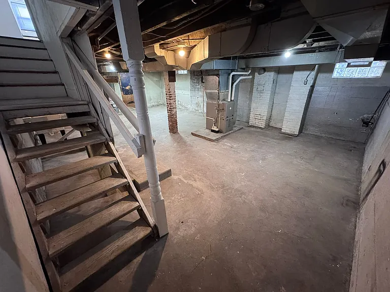 3211 Walnut St — Photo 43