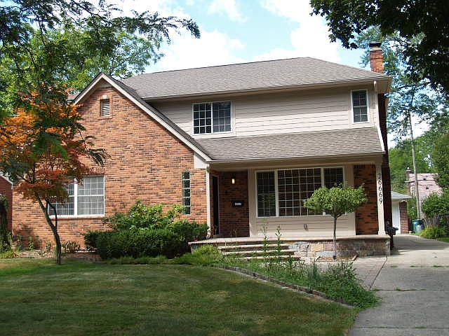 2nd image of 26669 Huntington Rd
