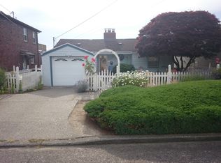 3416 37th Ave W, Seattle, WA 98199