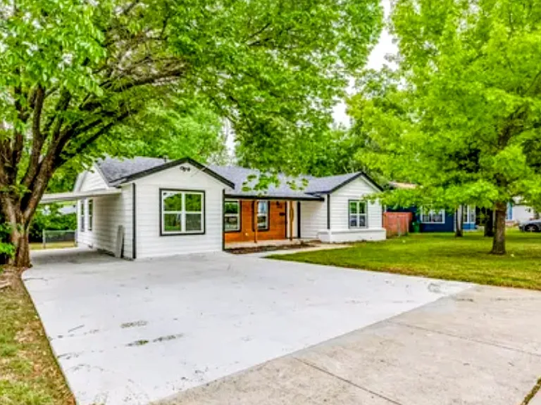 3732 Cheryl St — Photo 1